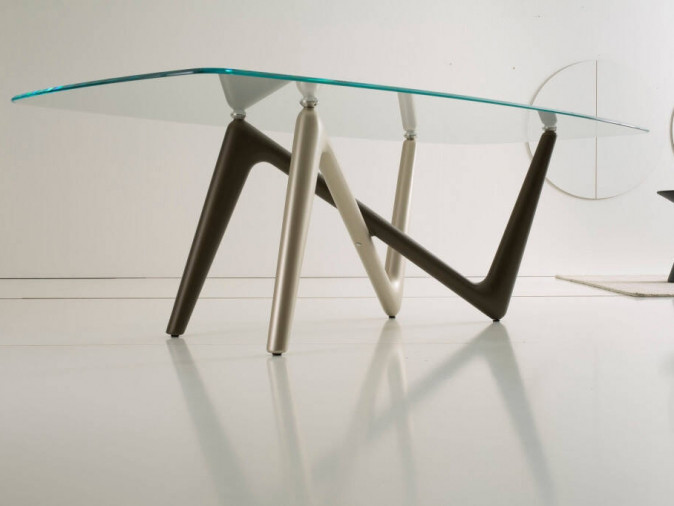 Стол обеденный Esse