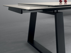 Стол обеденный Mango