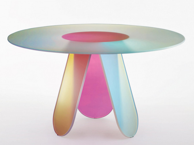 Стол обеденный Shimmer