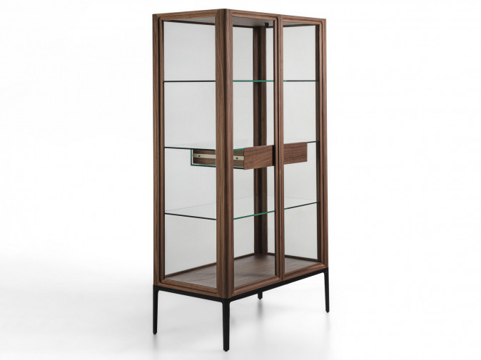 Витрина Atsuko