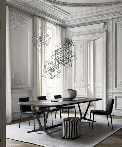 Стол обеденный Astrum