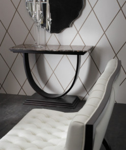 Консоль Ippolito