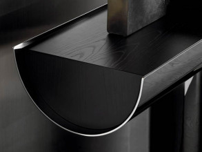 Консоль Pilotis