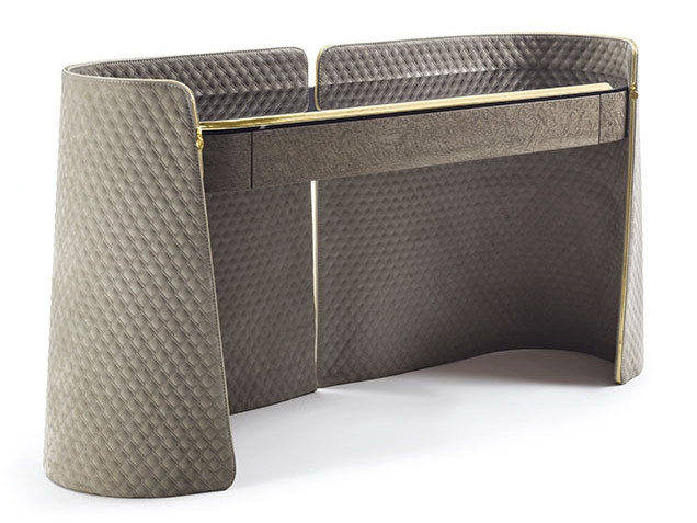 Консоль Contarini