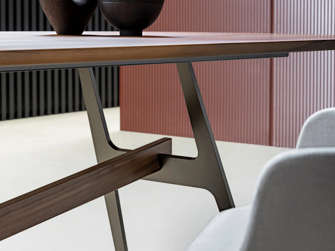 Стол обеденный Slot