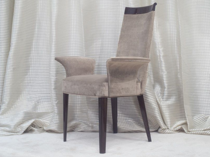 Стул Coliseum С Подлокотниками