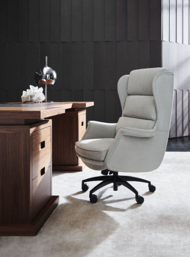 Кресло руководителя One