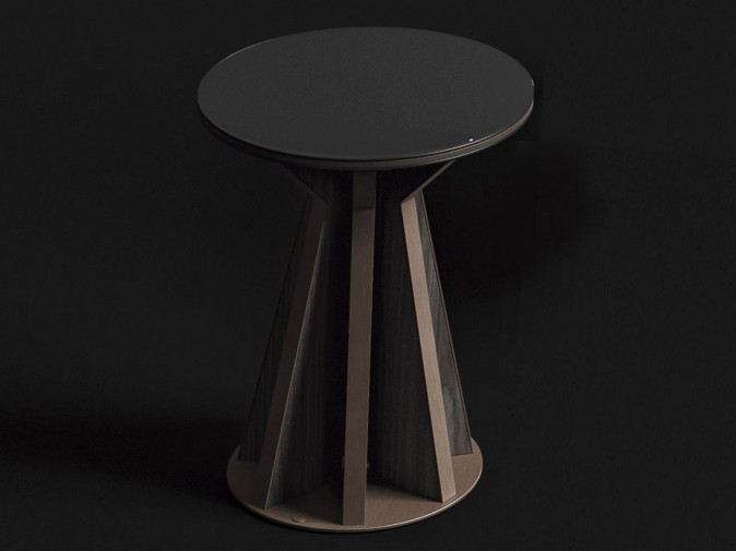 Столик журнальный D644