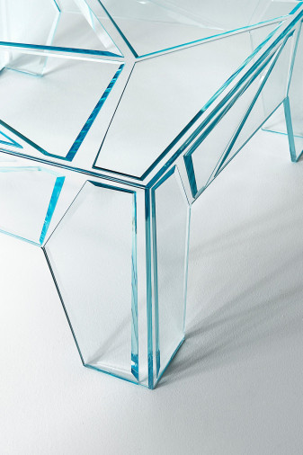 Столик журнальный Hypertable