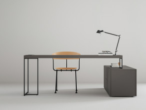 Стол письменный Poly