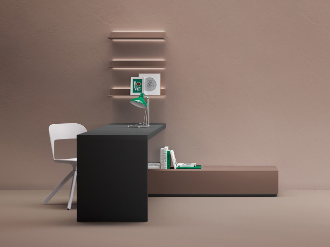 Стол письменный Poly