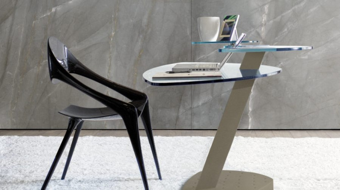 Стол письменный Mach 5