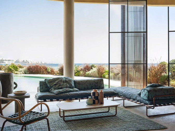 Столик журнальный Arizona