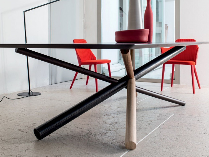 Стол обеденный W