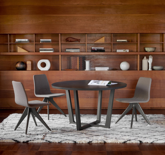 Стол обеденный Linus 730/Tc