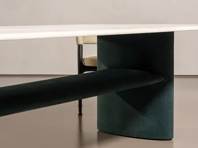 Стол обеденный Ellipse Peri