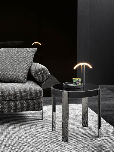 Столик журнальный Mattia