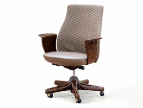 Кресло руководителя Vogue