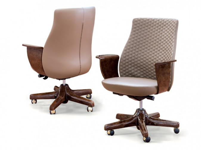 Кресло руководителя Vogue