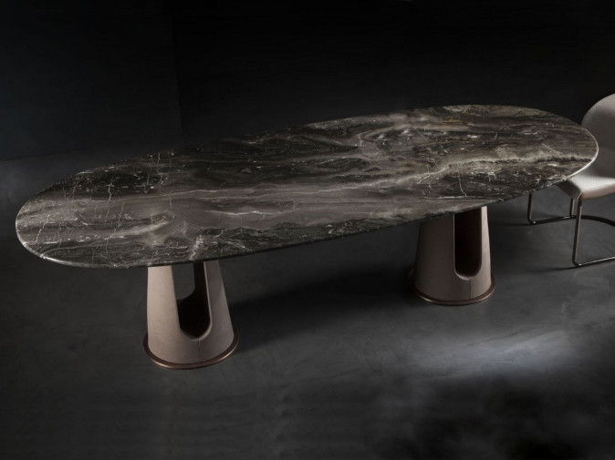 Стол обеденный Maverick